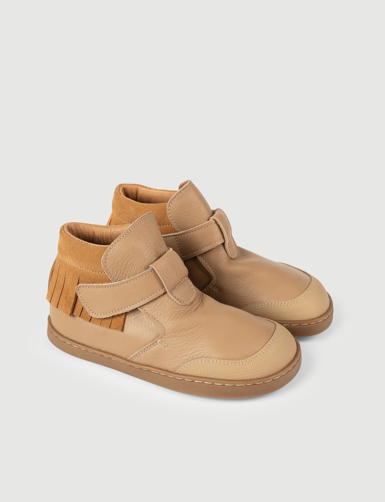 BOTÍN AVELLANA FLECOS - Zapato Barefoot Artesanal | SHUU BAREFOOT