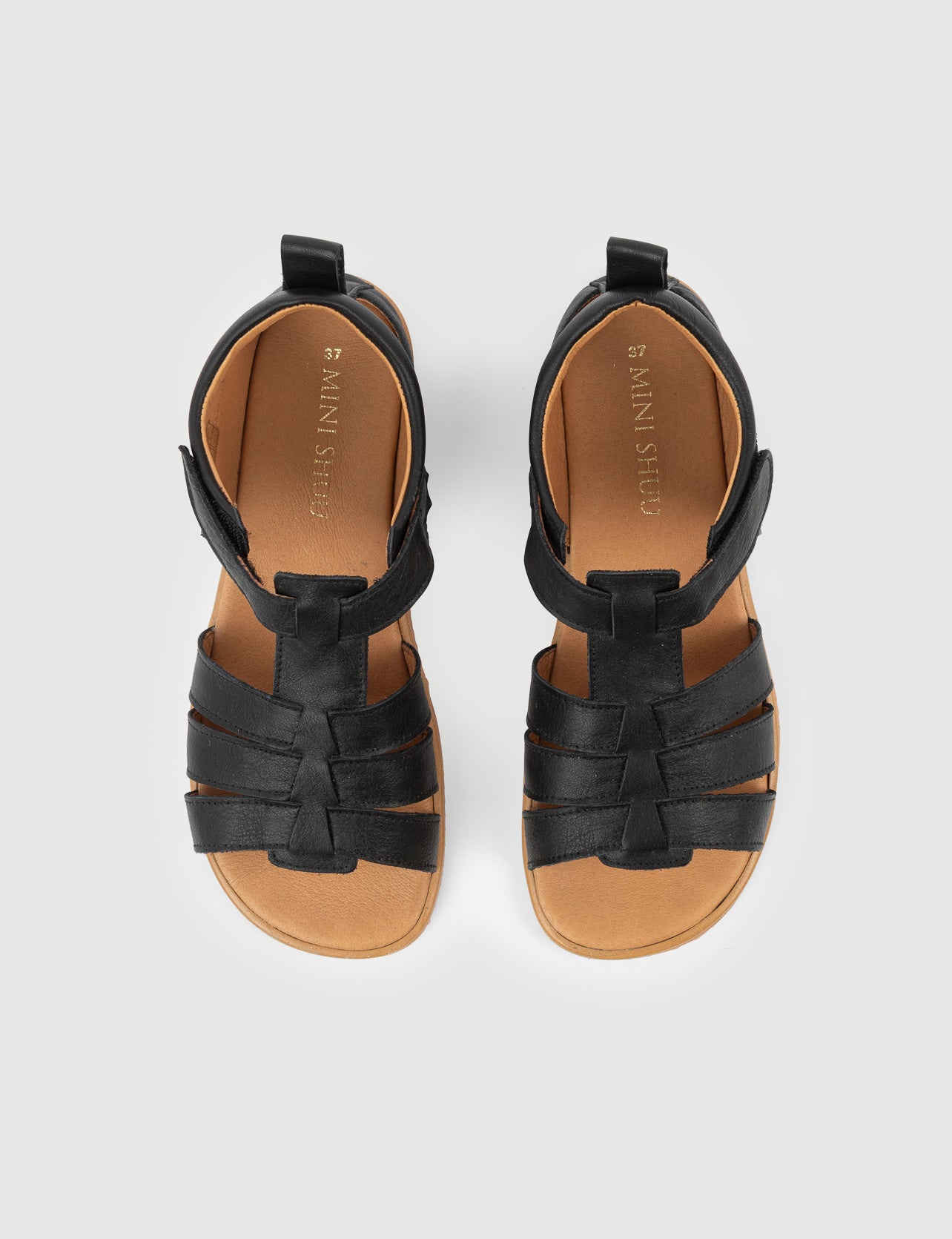 SANDALIA ROMANA NEGRA - Zapato Barefoot Artesanal | SHUU BAREFOOT