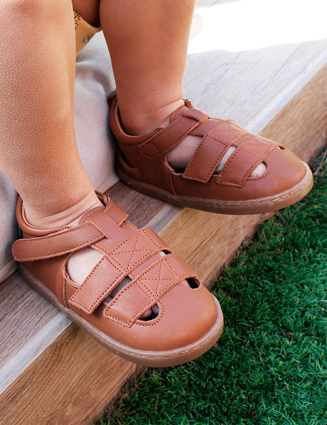 SANDALIA CANGREJERA CUERO - Zapato Barefoot Artesanal | SHUU BAREFOOT