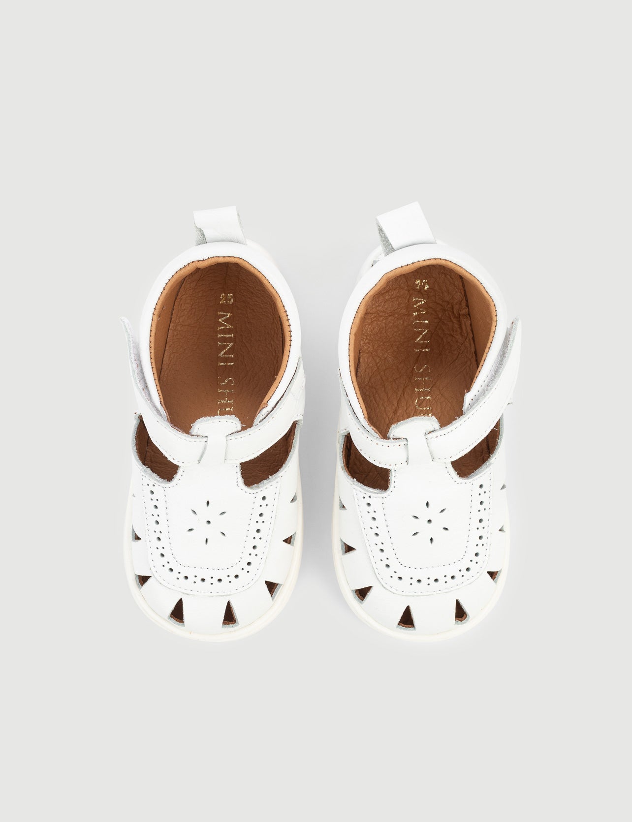 SANDALIA FLOR BLANCA - Zapato Barefoot Artesanal | SHUU BAREFOOT