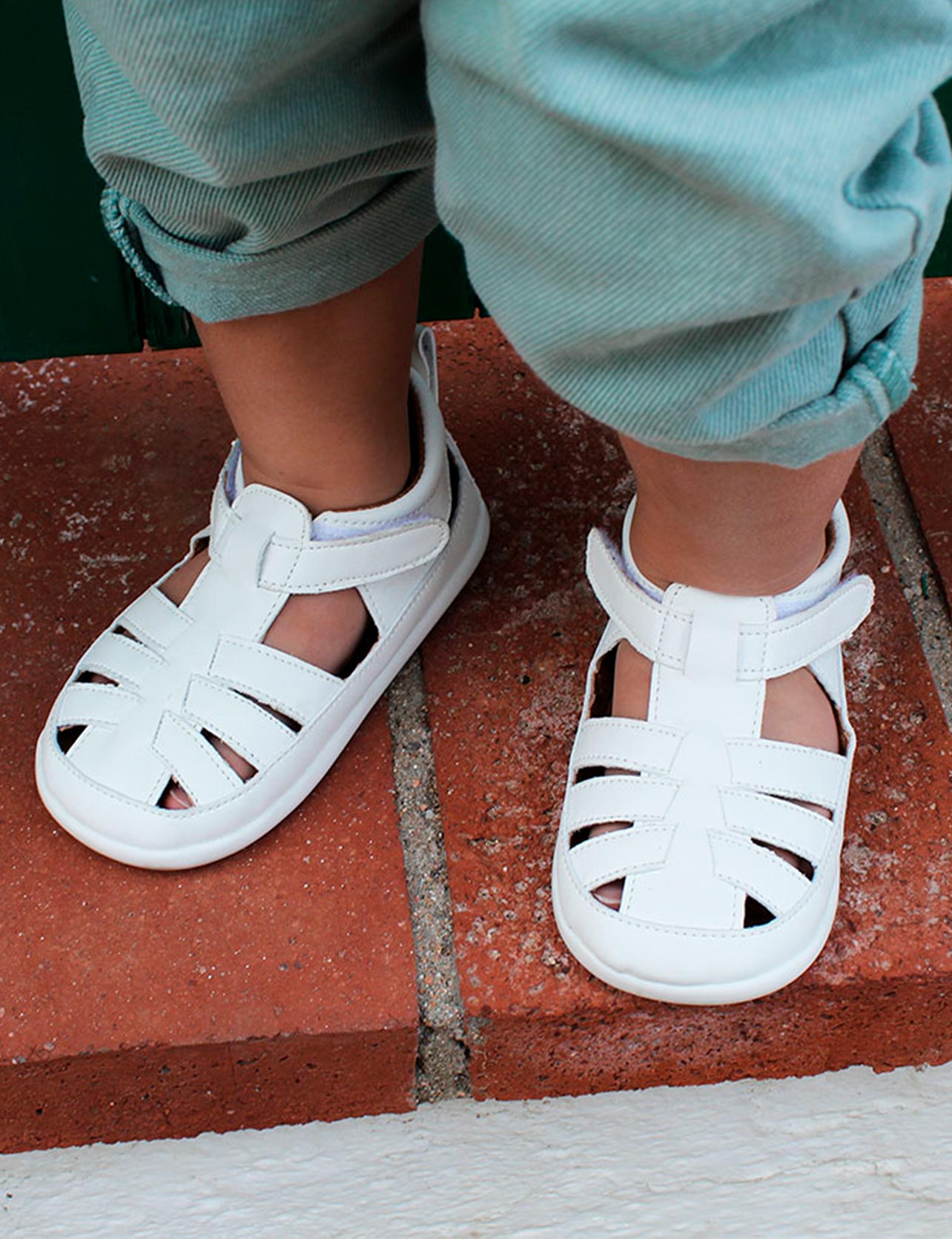 SANDALIA ROMANA BLANCA - Zapato Barefoot Artesanal | SHUU BAREFOOT