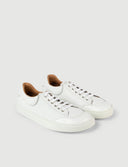 Deportiva en piel blanca barefoot hecho en España. SHUU Barefoot