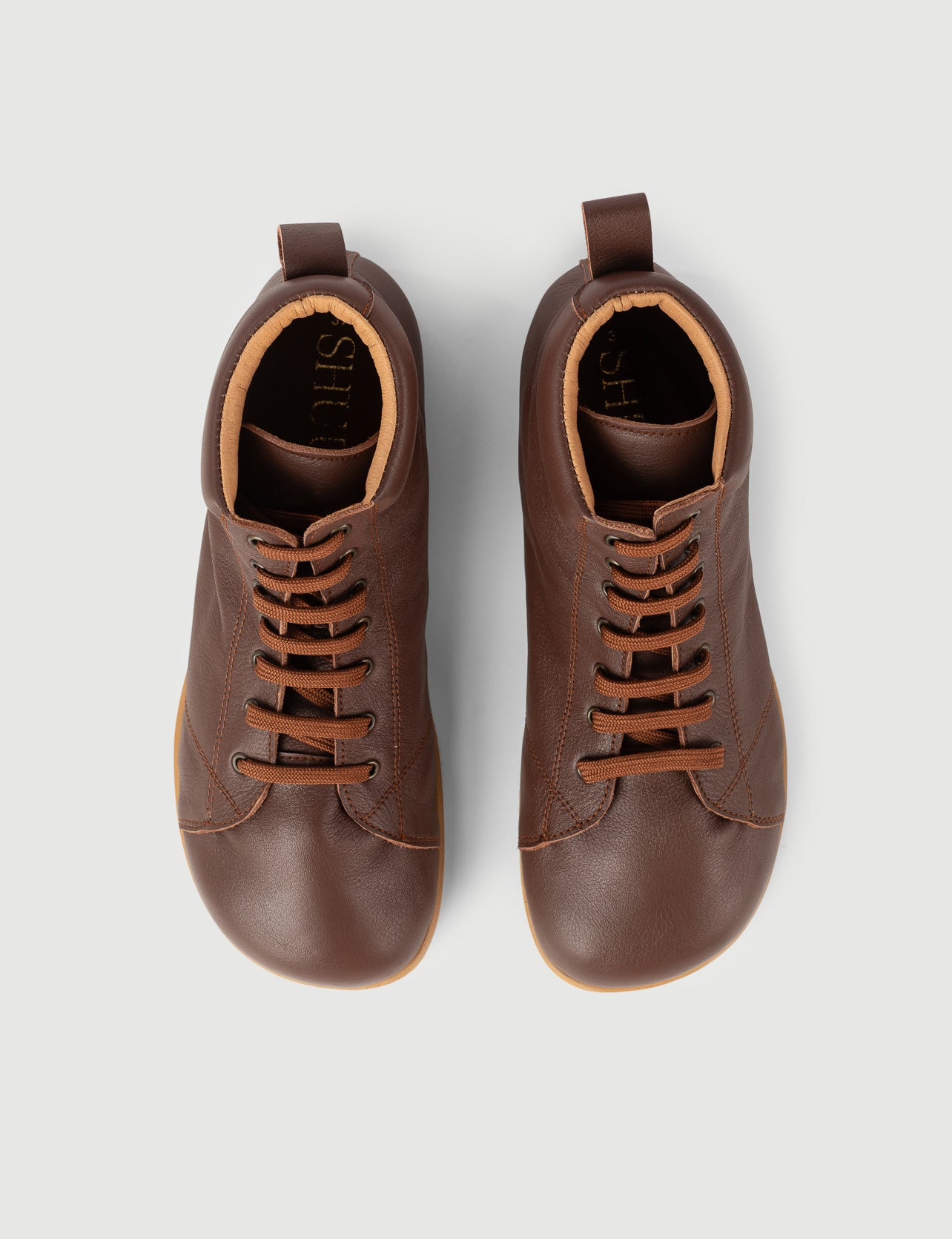 BOTA CORDONES CHOCOLATE