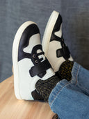 BAMBA BLANCA Y NEGRA - Zapato Barefoot Artesanal | SHUU BAREFOOT