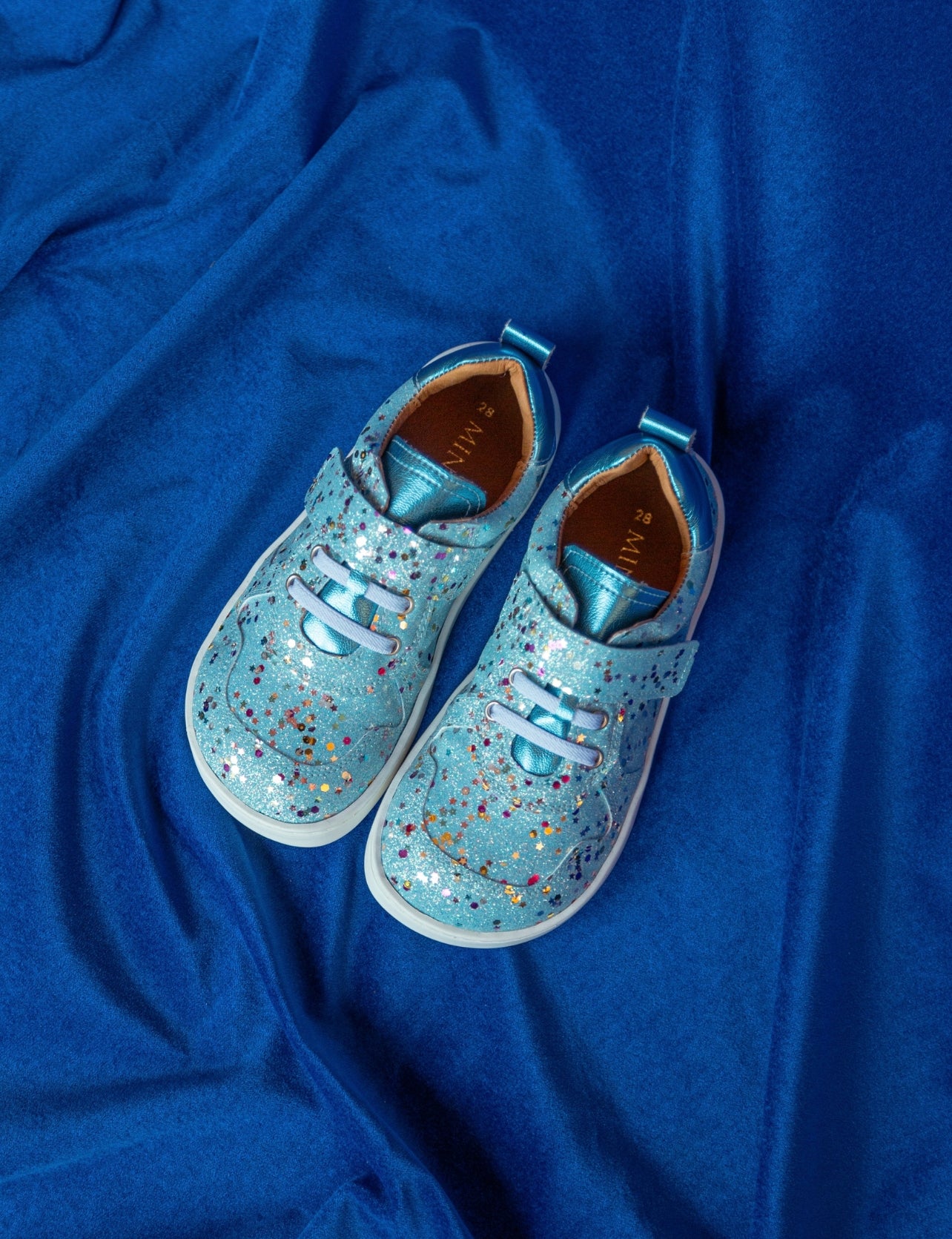 BAMBA AZUL BRILLI - Zapato Barefoot Artesanal | SHUU BAREFOOT