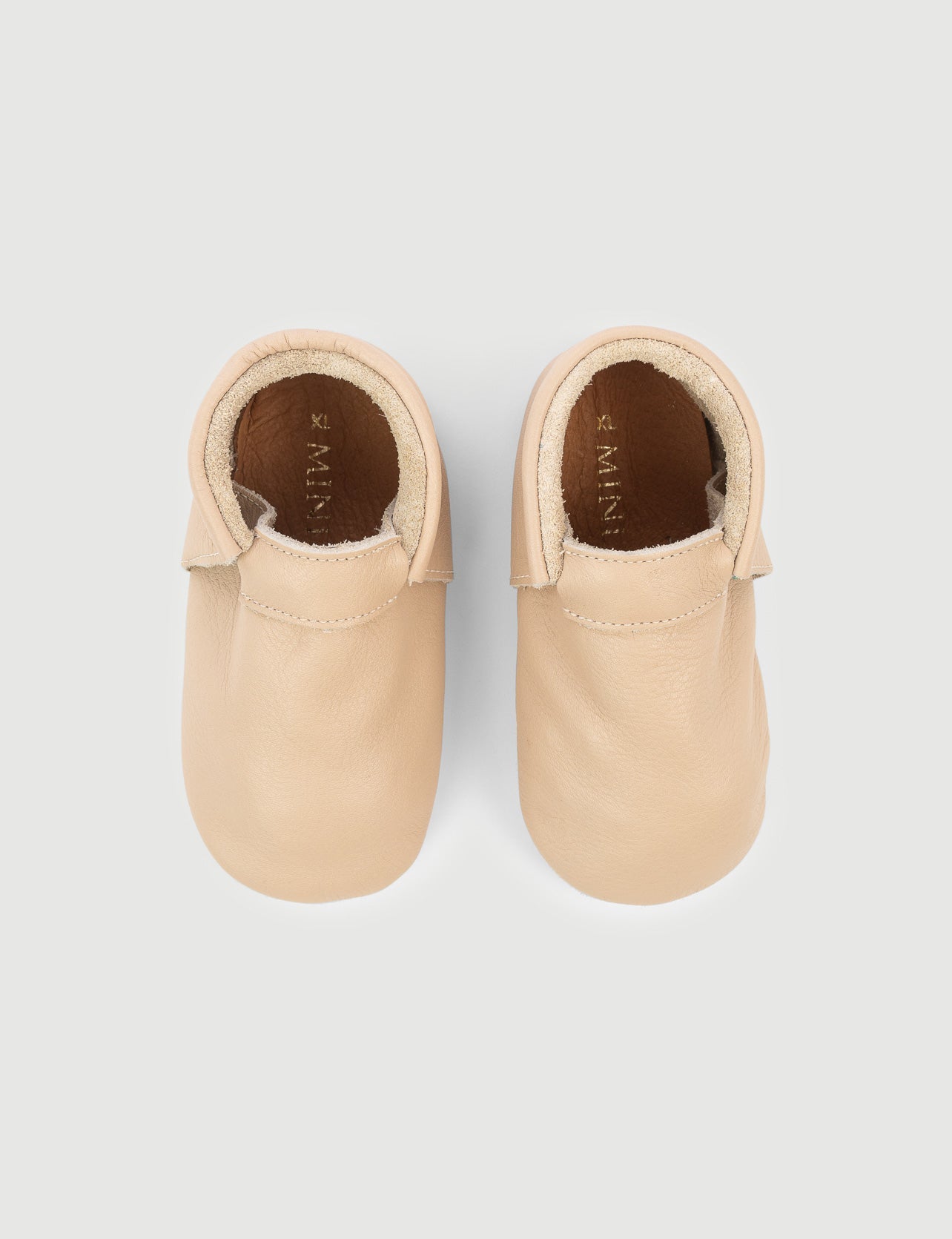 MOCCS BEIGE - Zapato Barefoot Artesanal | SHUU BAREFOOT