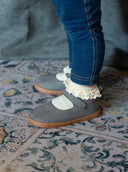 MERCEDITA GRIS - Zapato Barefoot Artesanal | SHUU BAREFOOT