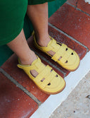 SANDALIA CANGREJERA AMARILLA - Zapato Barefoot Artesanal | SHUU BAREFOOT