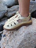 SANDALIA ROMANA DORADA - Zapato Barefoot Artesanal | SHUU BAREFOOT