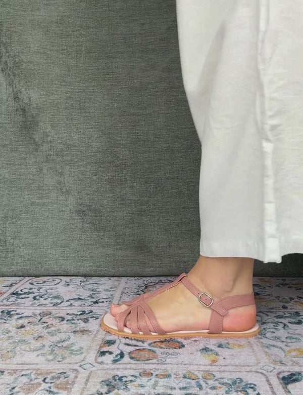 Video de la sandalia venus maquillaje en movimiento. SHUU Barefoot - calzado barefoot hecho en España.