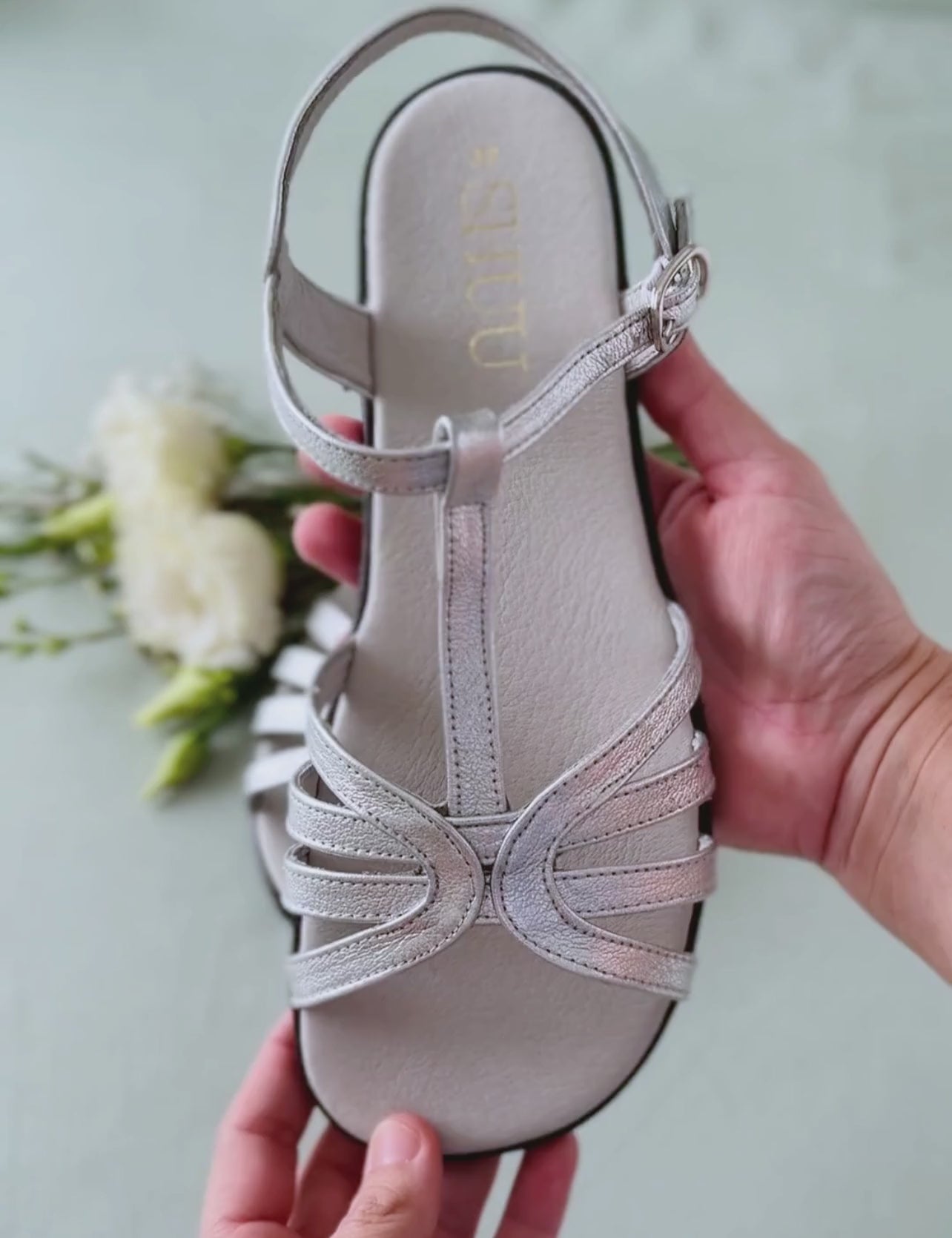 Sandalia Barefoot mujer ceremonia. Zapato mujer elegante barefoot. Diseño de sandalia elegante barefoot. SHUU Barefoot calzado barefoot artesanal